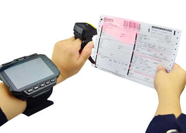Pemindai yang Dapat Dipakai Armband Terminal Data Barcode Android PDA Dengan Memori WT04